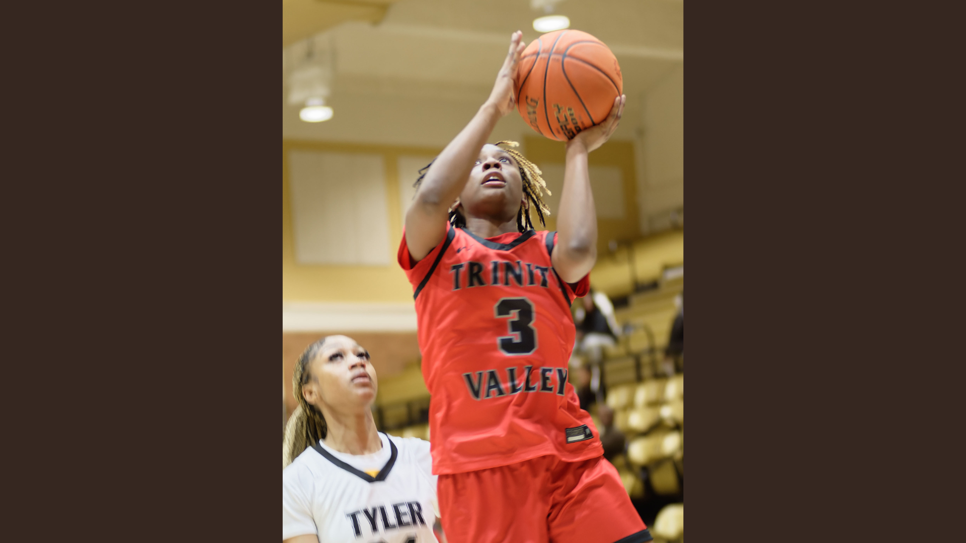 SWEET 16: Lady Cardinals win 16th straight
